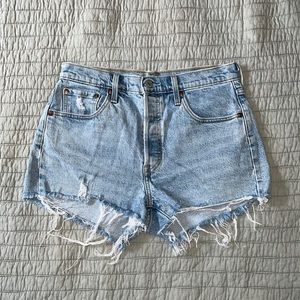 Levi’s 501 Jean Short Size 28